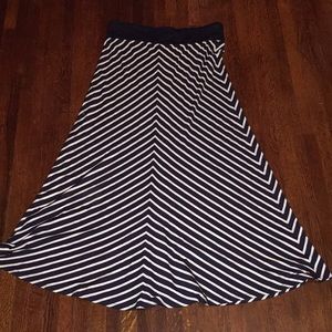 KAREN by Karen Kane skirt size M made in USA